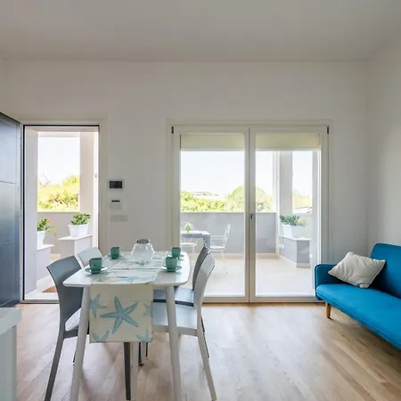 Maison Blaesia - Beachfront Modern Sea Loft Lägenhet