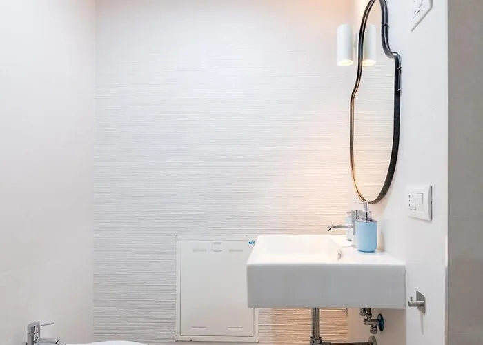 Maison Blaesia - Beachfront Modern Sea Loft דירה