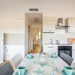 Διαμέρισμα Maison Blaesia - Beachfront Modern Sea Loft