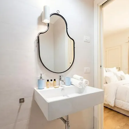 Apartamento Maison Blaesia - Beachfront Modern Sea Loft *