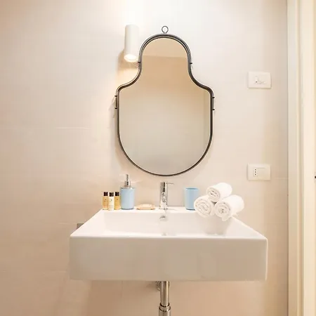 Apartamento Maison Blaesia - Beachfront Modern Sea Loft *