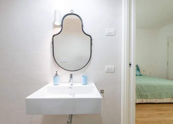 Apartament Maison Blaesia - Beachfront Modern Sea Loft Bari